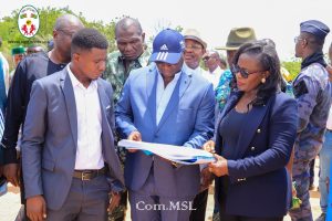 La pose de la première pierre du Centre Technique National de Football à Gbavé, financé par la FIFA, marque une étape cruciale