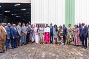 Le Togo a inauguré à Adétikopé les usines FHC Medica et Nutrisource, renforçant l’autonomie pharmaceutique et agricole 