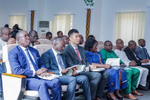 L’Université de Lomé a lancé un colloque international explorant l’héritage de Bandung et les perspectives d’une solidarité Afrique-Asie, réunissant experts et universitaires pour façonner un nouvel ordre mondial.