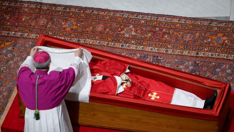 À Rome, le monde s'est uni pour l'adieu au Pape François, ultime hommage à un pasteur universel de paix et de fraternité.