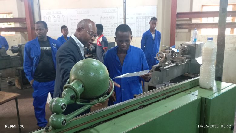 Le lancement du BAC 1 technique à Lomé pour 13 513 candidats marque une étape clé de la modernisation de l'enseignement professionnel au Togo