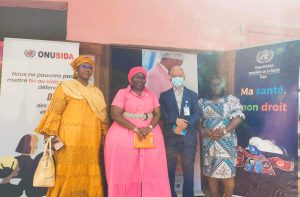 À Lomé, les sages-femmes mènent une campagne vitale contre les cancers féminins, offrant dépistage et espoir à des milliers de femmes 