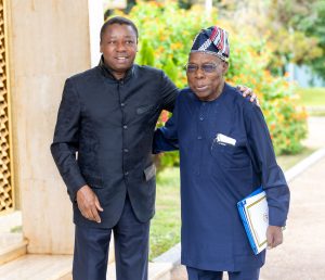 À Lomé, des figures africaines de premier plan se réunissent pour harmoniser les efforts de paix et raviver l'espoir d'une solution africaine au conflit dévastateur dans l'est de la RDC.