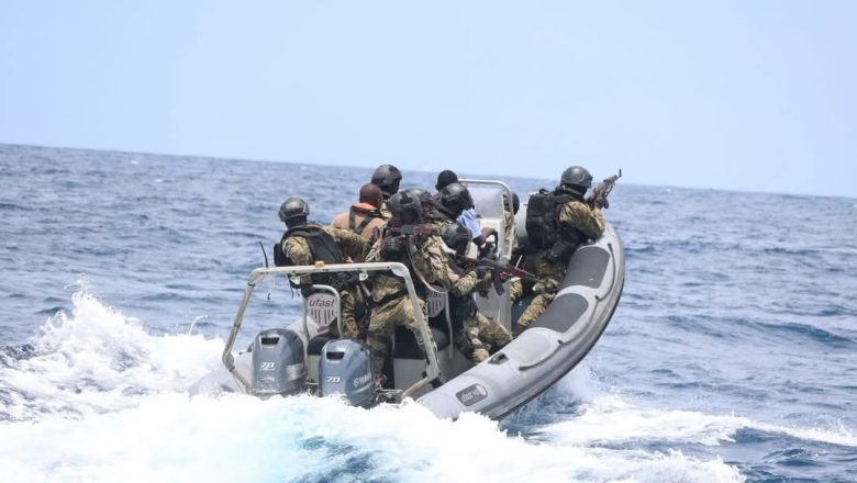 Le Togo renforce sa sécurité maritime et son rôle régional lors de l'exercice multinational Obangame Express 2025, affûtant ses compétences