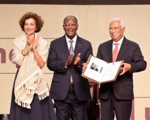 Le président togolais Faure Gnassingbé a honoré le Prix Félix Houphouët-Boigny-UNESCO pour la Recherche de la Paix à Abidjan,