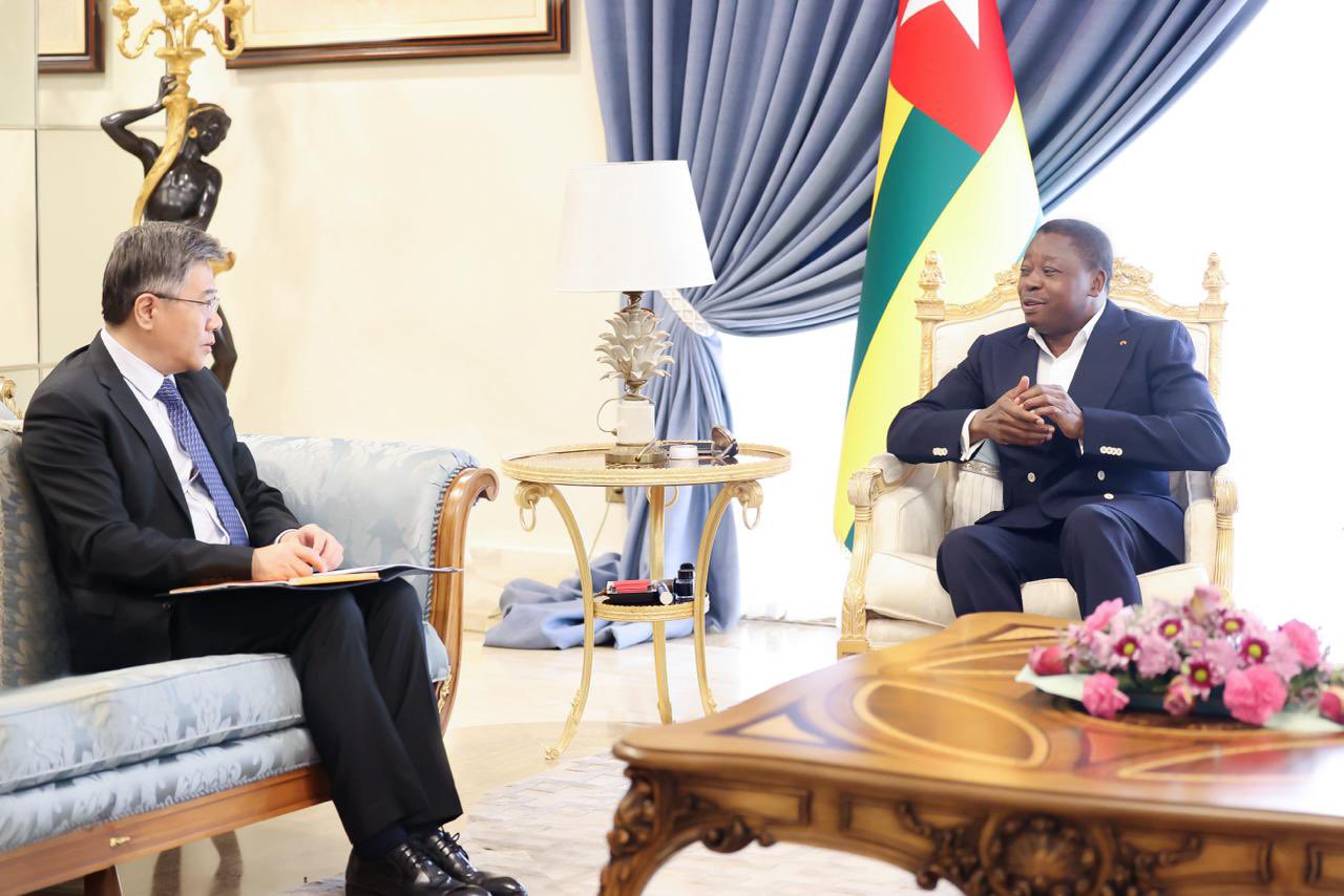 Lomé : l’ambassadeur de Chine fêté, Un Partenariat Sino-Togolais Plus Fort que jamais !