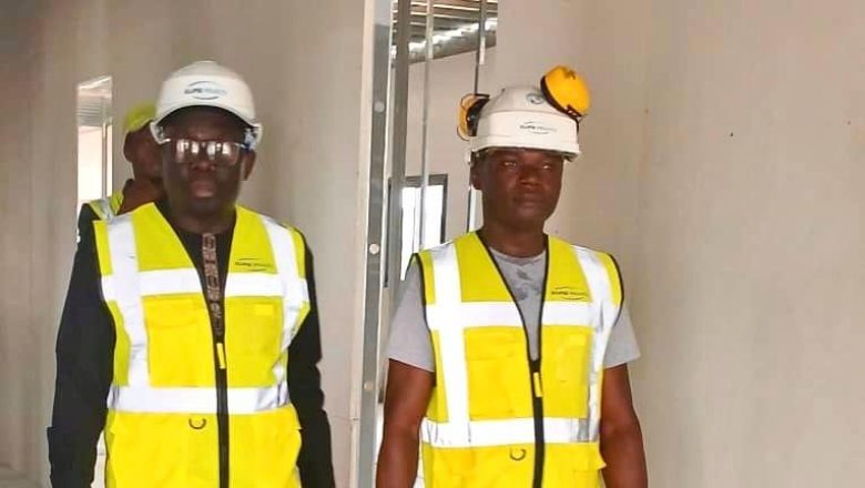 La Visite du Ministre Tchin Darré au futur CHU de Kara le 20 juin 2025 marque le début d'une nouvelle ère pour la santé togolaise, avec des projets ambitieux comme Ellipse, l'unité d'hémodialyse et la maternité KfW promettant des soins de pointe.