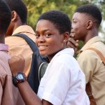 Des milliers de collégiens togolais affrontent le BEPC 2025, un examen crucial marqué par la dématérialisation des inscriptions et l'espoir