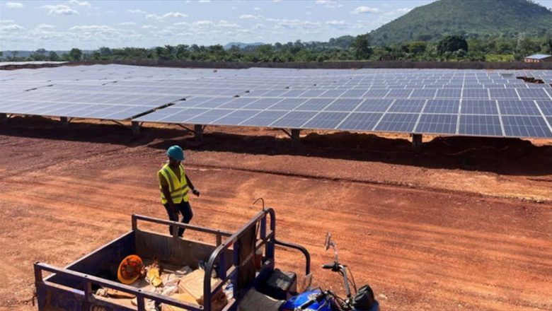 Le Togo rejoint la "Mission 300" pour électrifier 300 millions d'Africains d'ici à 2030, marquant un tournant historique vers un avenir lumineux et prospère pour le continent.