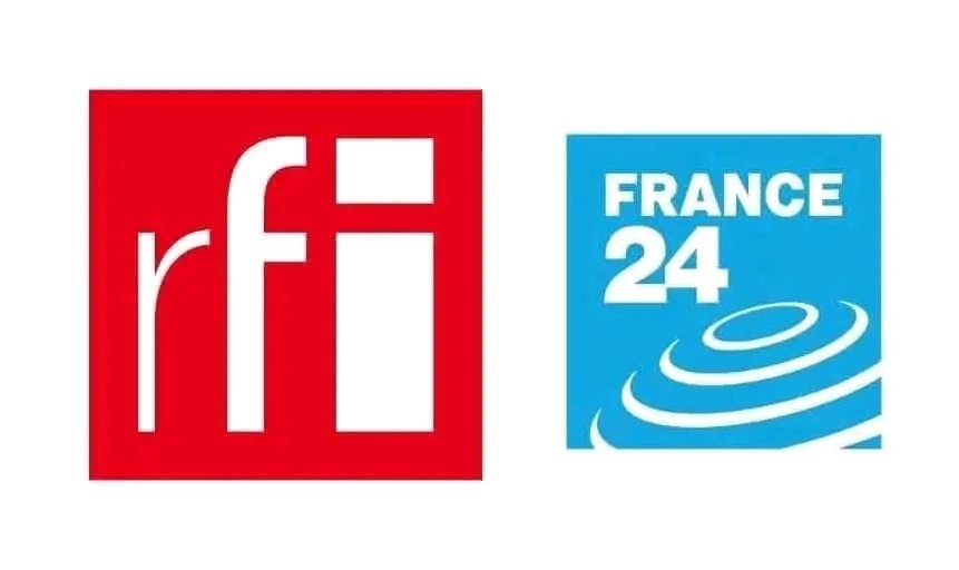 Le Togo suspend France 24 et RFI pour trois mois, une décision choc qui soulève des questions sur la liberté de la presse et les relations franco-togolaises.