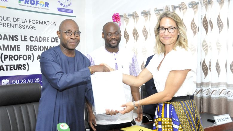 Le Togo lance une formation de pointe à l'INFPP pour 40 formateurs, visant à professionnaliser l'enseignement technique et à garantir l'insertion professionnelle des jeunes, avec le soutien de l'UEMOA, de la Suisse et du RAFPRO.