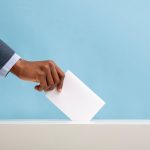 À l'approche des municipales du 17 juillet 2025, le Togo est secoué par la colère d'une jeunesse exaspérée, interrogeant la pertinence d'un scrutin sous haute tension et le rôle de l'opposition.