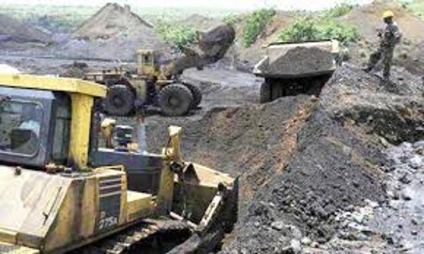 La mine de manganèse de Nayéga au Togo démarrera sa production fin juin 2025, marquant une étape clé pour la diversification économique