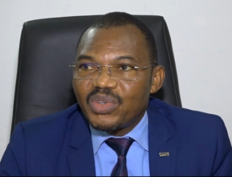 Des manifestations de nuit spontanées ont secoué Lomé, au Togo, révélant des tensions sociales et provoquant des interpellations