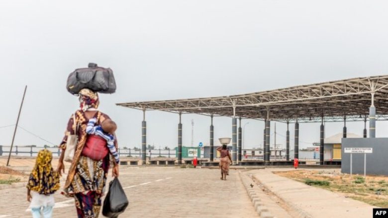 À la veille des élections municipales du 17 juillet, le gouvernement togolais prend une mesure exceptionnelle en fermant temporairement ses frontières terrestres pour sécuriser un vote crucial dans les 117 communes du pays.