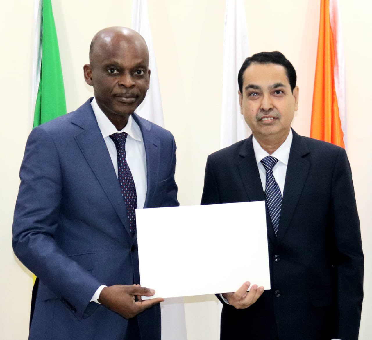 L'ambassadeur indien Srh Fahmi entame sa mission au Togo, officialisant un partenariat stratégique entre l'Inde et le Togo qui vise à renforcer leur coopération bilatérale dans divers domaines.