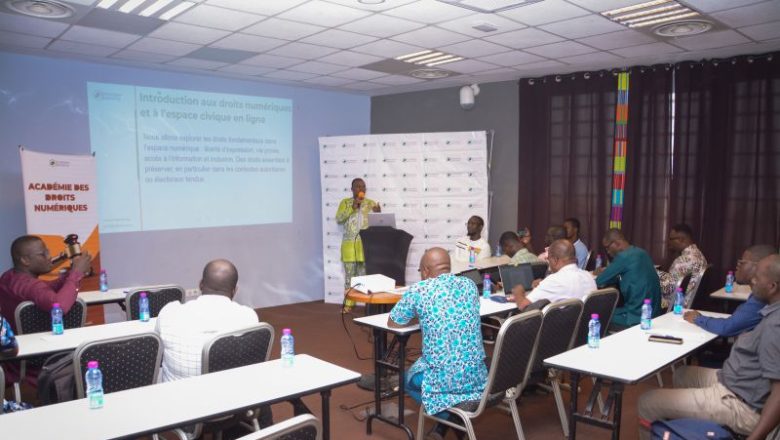 À Lomé, Paradigm Initiative lance une Académie des droits numériques pour renforcer les compétences des acteurs civiques face aux menaces numériques, affirmant le Togo comme bastion de la liberté en ligne.