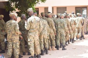À deux jours des municipales, les FDS togolaises ouvrent le bal électoral en votant par anticipation, affirmant leur rôle clé dans la sécurisation du scrutin et le renforcement de l’unité nationale.