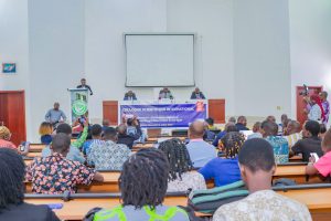 Lomé accueille un colloque scientifique international où 43 chercheurs de 14 pays explorent les "langages silencieux" africains, révélant la richesse de la communication non verbale et la place du continent dans la recherche mondiale.