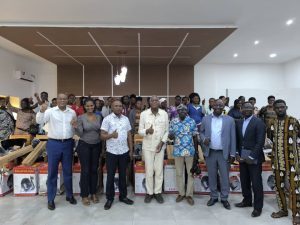 Lacs1 : 150 jeunes artisans diplômés  reçoivent des kits professionnels et un soutien présidentiel, dans une initiative ambitieuse