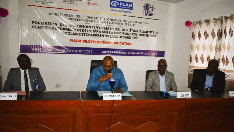 À Lomé, 216 enseignants ont été formés à la Discipline Positive pour instaurer un climat scolaire respectueux et inclusif, dans le cadre du programme ProEmploi+ soutenu par Plan International et GIZ Togo.