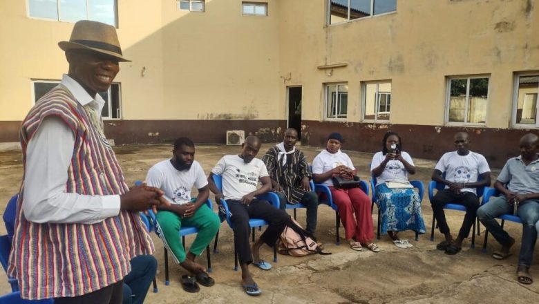 Le Mouvement Citoyen pour la Démocratie et le Développement (MCD) lance sa campagne municipale à Badou, misant sur l’unité politique et la revitalisation locale en vue du scrutin du 17 juillet.