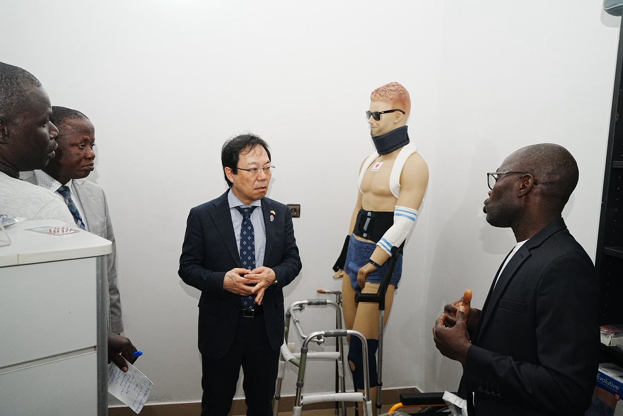 Le Togo franchit une nouvelle étape vers l’inclusion en lançant l’extension de sa Centrale d’Achat de Produits de Prothèses, avec le soutien du Japon pour améliorer l’accès aux soins des personnes handicapées.