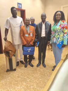 le Professeur Janabi, directeur régional de l’OMS Afrique, a rencontré l’équipe de l’OMS Togo à Lomé. Une escale stratégique pour renforcer la coopération et poser les bases d’un système de santé plus résilient.