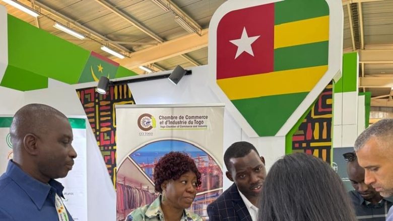 À Alger, lors de la 4ᵉ Foire Commerciale Intra-Africaine, le Togo a présenté ses opérateurs économiques et institutions, affirmant sa compétitivité et son engagement dans la ZLECAf, avec des perspectives de partenariats et de croissance à l’échelle continentale.