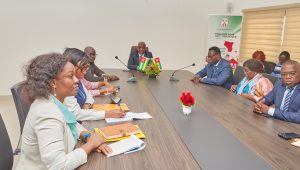 La Commission Béninoise des Droits de l’Homme entame une mission à Lomé pour s’inspirer du modèle togolais de prévention de la torture.