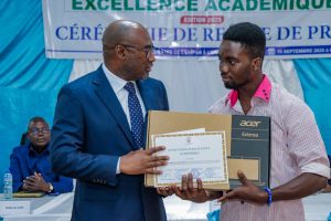 Cérémonie de l’Excellence Académique 2025 Togo : 222 lauréats récompensés pour leur mérite, symbole d’un Togo uni et tourné vers l’avenir.