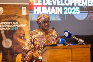 Le Togo a dévoilé son Rapport national sur le Développement Humain 2025, marquant une progression de son IDH et appelant à une gouvernance éthique de l’intelligence artificielle. Une réflexion stratégique sur l’humain à l’ère numérique.