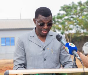 Le nouveau marché à bétail de Tsévié, inauguré le 29 août 2025, marque une avancée majeure pour la filière bovine togolaise. Doté d’infrastructures modernes, il vise à renforcer le commerce régional et améliorer les conditions de vie des éleveurs.