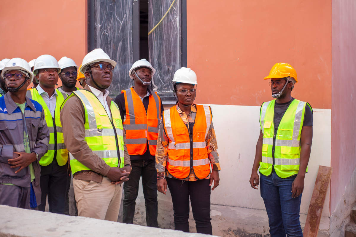 Le ministre Kanka-Malik Natchaba inspecte les travaux du Campus Nord de l’Université de Kara. Objectif : garantir qualité, délais et faire émerger un pôle d’excellence académique au Togo.