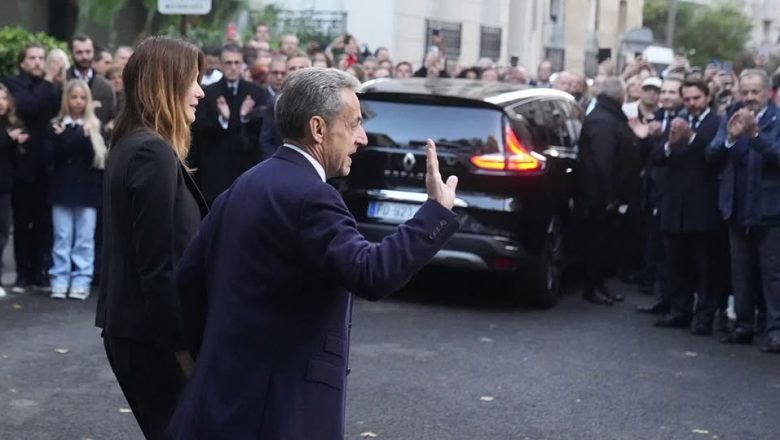 Nicolas Sarkozy débute sa peine de prison à Paris pour financement illégal de campagne. Une première dans l’histoire