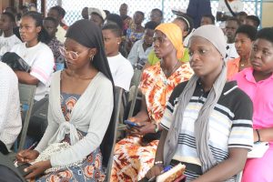 À Kara, le programme Confluences Femmes célèbre la créativité musicale féminine à travers une résidence artistique franco-togolaise. Trois jours d’ateliers, de rencontres et un concert final pour révéler les talents et promouvoir l’inclusion.