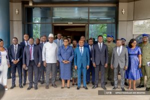 À Lomé, Yawa Djigbodi Tsègan succède à Philippe Tchodiè à la tête de l’OTR. Une nomination stratégique pour renforcer la performance fiscale et accompagner les ambitions économiques du Togo.