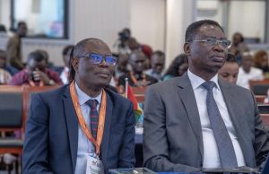 Le 7ᵉ Dialogue du FAFOA explore les réformes fiscales pour financer le développement en Afrique de l’Ouest. Le Dr ADOYI plaide pour une fiscalité incitative, verte et inclusive, au service des ODD et de l’Agenda 2063.