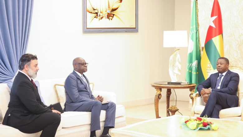 Faure Gnassingbé reçoit l’ONUDI à Lomé pour lancer un partenariat industriel axé sur les PME, l’emploi et l’innovation.