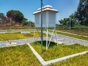 Le Togo modernise sa météo agricole grâce au FSRP et à l’ANAMET : satellites, stations mobiles et alertes vocales pour renforcer la résilience des fermiers face au climat.