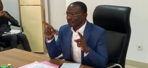 Le nouveau ministre togolais de l'Éducation nationale, Mama Omorou, ingénieur du BTP, présente une feuille de route en sept axes stratégiques pour le ministère unifié, visant à renforcer la qualité, la digitalisation et l'insertion professionnelle face au chômage des jeunes.