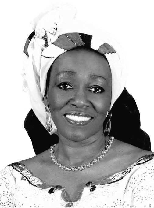 Nana Konadu Agyeman-Rawlings, militante féministe et ex-Première dame du Ghana, s’est éteinte à 76 ans. Son parcours politique et social laisse un héritage puissant pour les droits des femmes et la démocratie ghanéenne.