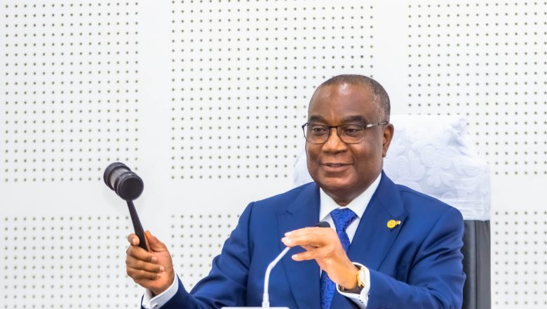 Le professeur Komi Selom Klassou élu président de l’Assemblée nationale togolaise. Un mandat placé sous le sceau de l’humilité, de la responsabilité et de l’unité républicaine.