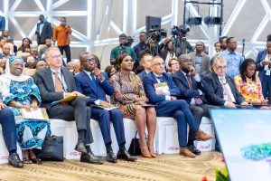 À Lomé, le Forum UK-WCAF réunit plus de 600 décideurs pour renforcer les partenariats Royaume-Uni–Afrique francophone. Le Togo au cœur des ambitions économiques régionales.