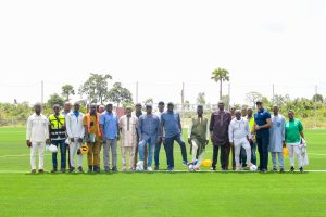 Validé par la FIFA, le Centre Technique National de Gbavé incarne l’ambition du Togo pour un football moderne et performant. Ce complexe de 20 hectares, financé par le programme FIFA Forward, vise à former l’élite sportive nationale et régionale.