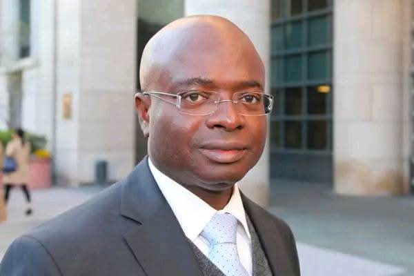 UEMOA : Kossi Tenou nommé Président de l'Autorité des Marchés Financiers (AMF-UMOA). Le Conseil des ministres a officialisé cette décision en remplacement de Badanam Patoki.