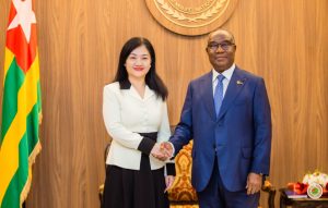 Togo : Klassou reçoit la Chine, l'UE et l'UNICEF. L'Assemblée nationale renforce sa coopération en matière d'économie, de sécurité et de droits de l'enfant.