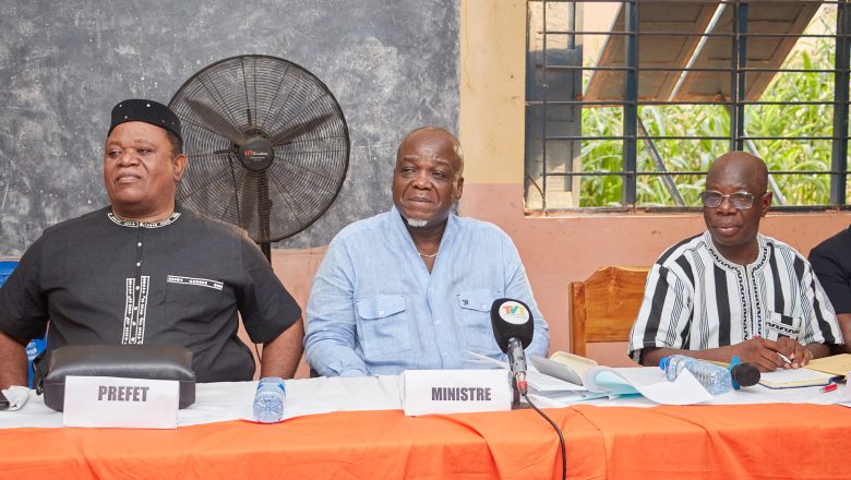 La Maison de Justice d'Afagnan ouvre ses portes, marquant l'atteinte de l'objectif national (24 sites). Les habitants saluent la fin des longs trajets pour une justice de proximité.