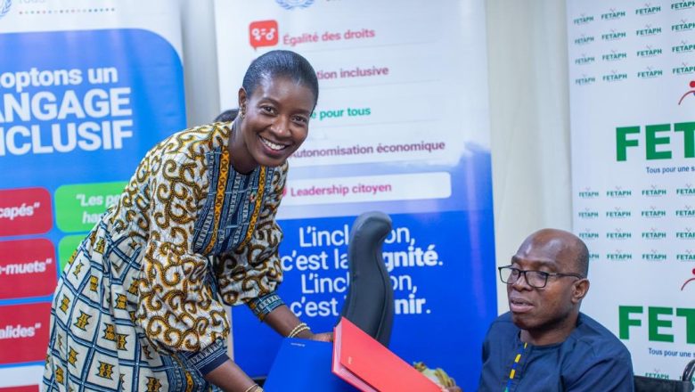 Les Nations Unies au Togo et la FETAPH signent un accord stratégique pour renforcer l’inclusion des personnes handicapées, aligner les actions sur les priorités nationales et promouvoir une participation équitable au développement.