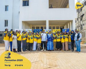 Clôture du programme Dagan Connectée 2025 à Atakpamé : 100 femmes commerçantes formées au numérique par Yas Togo pour dynamiser l'économie locale.